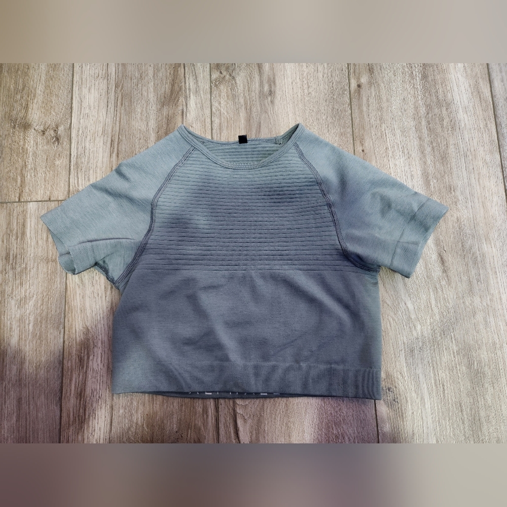 Alphalete Revival Crop Top